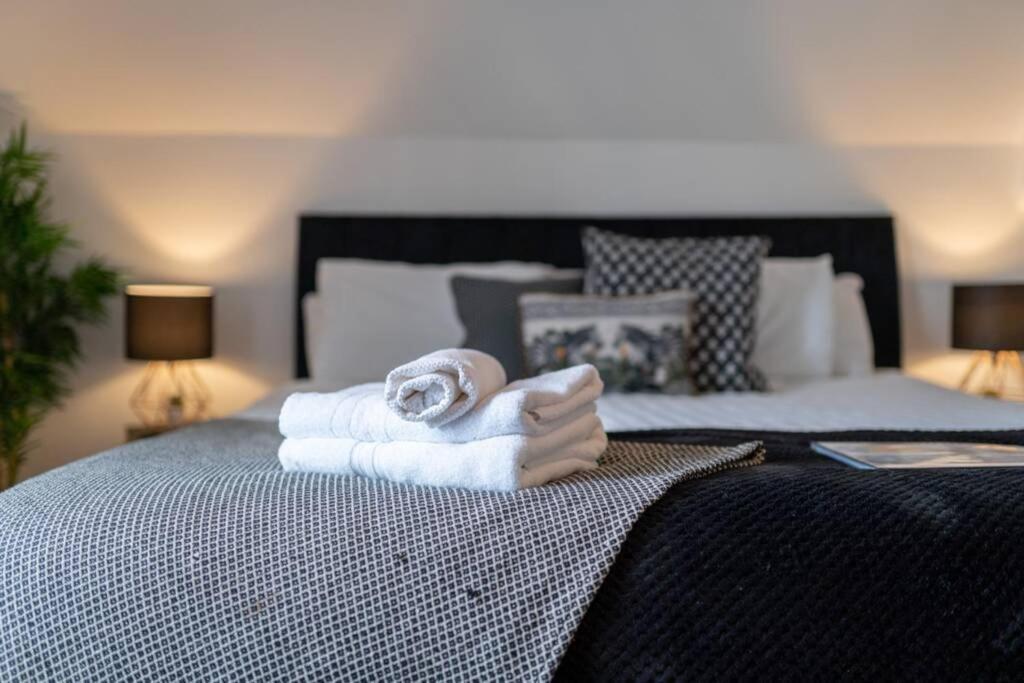 Phenix Central - Huge 3 Bed, Super Equipped Apartment. Cardiff Extérieur photo