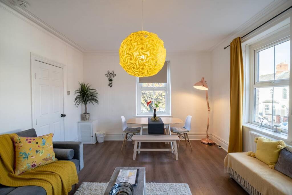Phenix Central - Huge 3 Bed, Super Equipped Apartment. Cardiff Extérieur photo