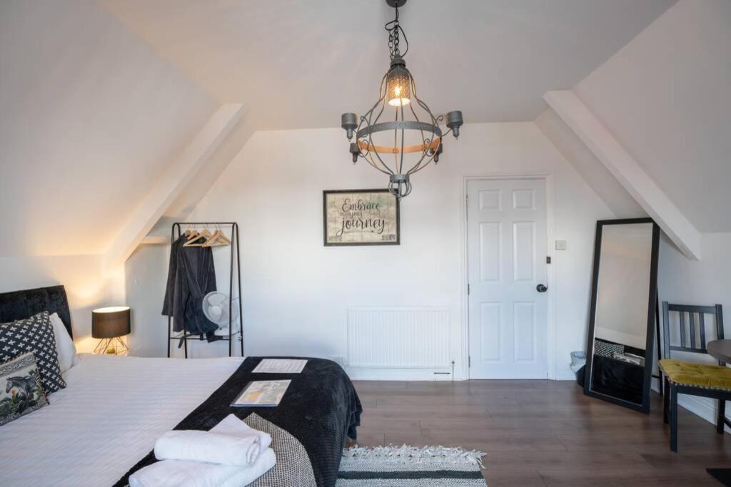 Phenix Central - Huge 3 Bed, Super Equipped Apartment. Cardiff Extérieur photo